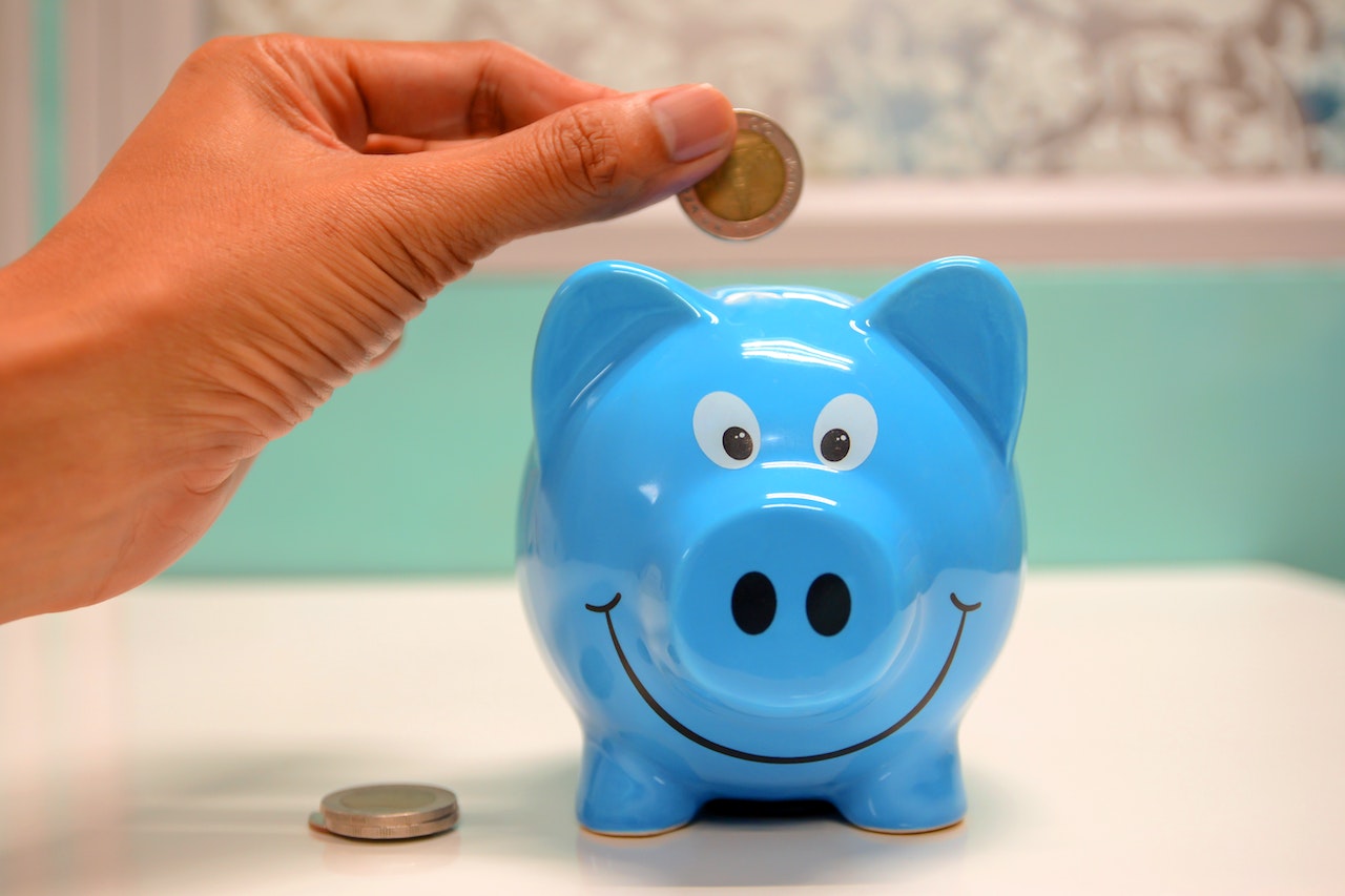 10 Proven Strategies to Help You Stick to Your Budget and Reach Your Savings Goals