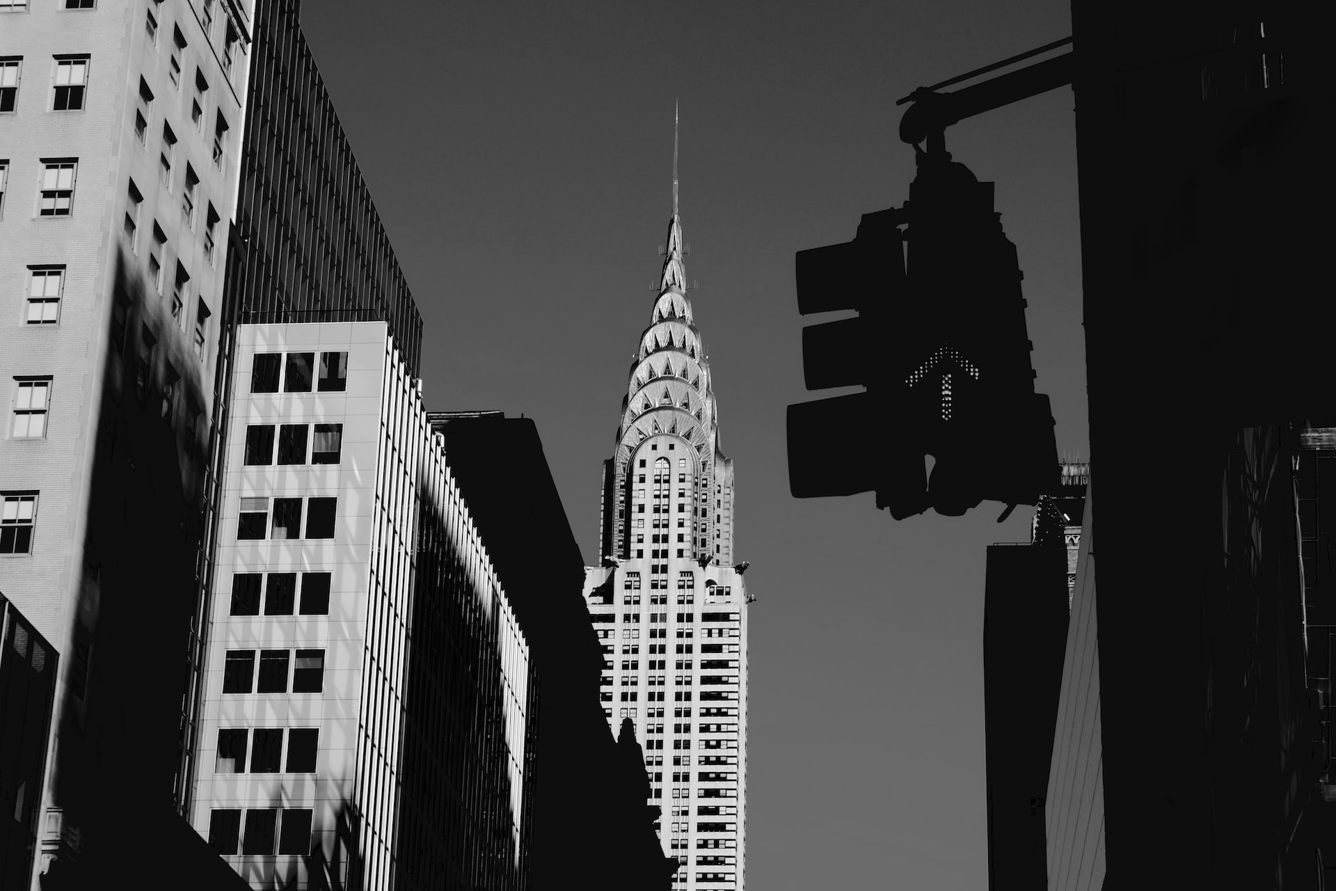 The Iconic Chrysler Building – A New York City Landmark and Masterpiece of Art Deco Architecture