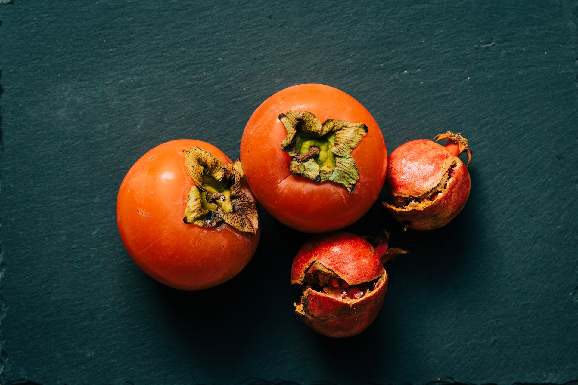 Persimmon: A Fun and Interesting Fruit with a Unique Flavor and Many Benefits