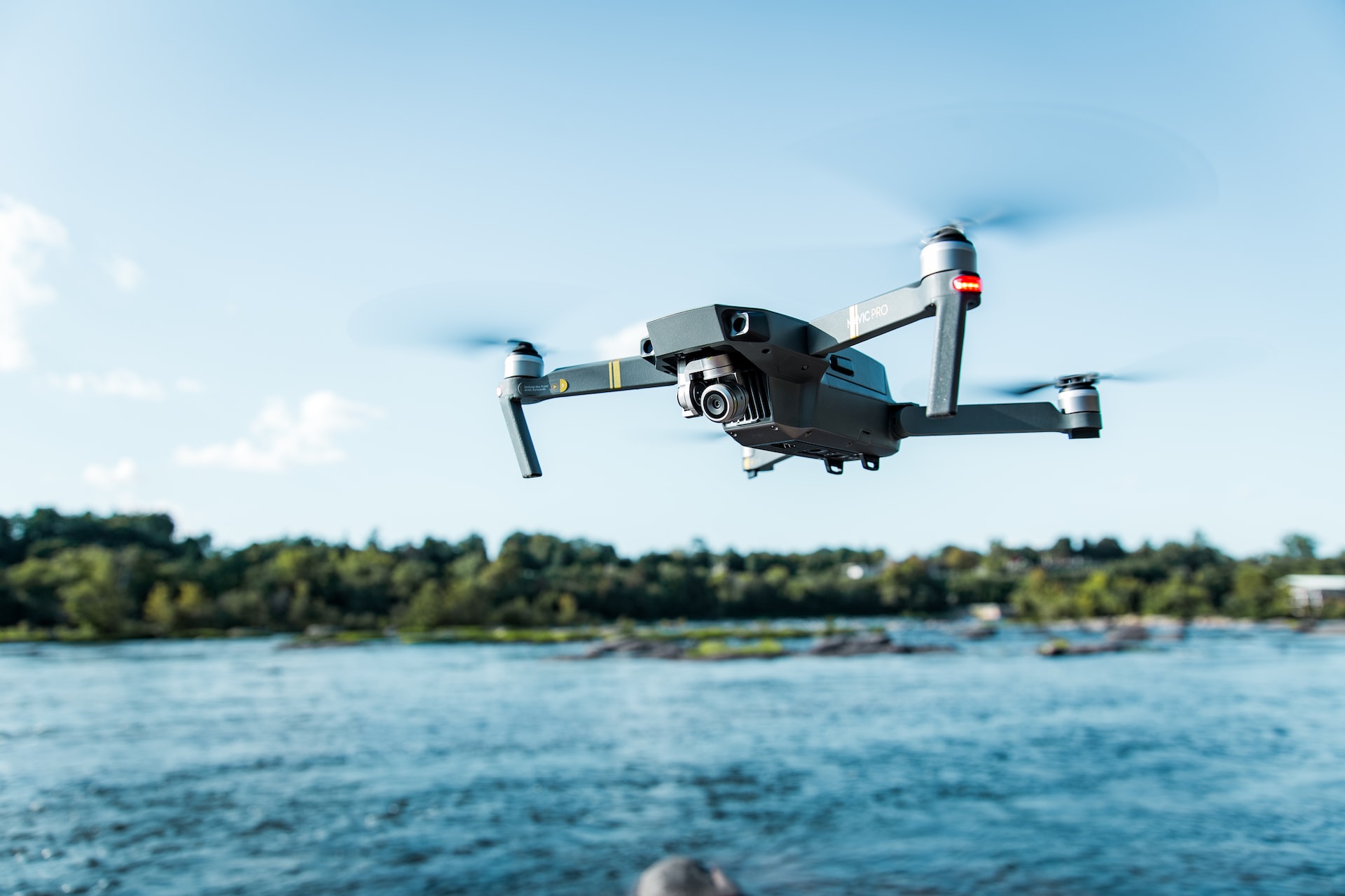 The Global Market for Commercial and Consumer Drones: Opportunities and Challenges