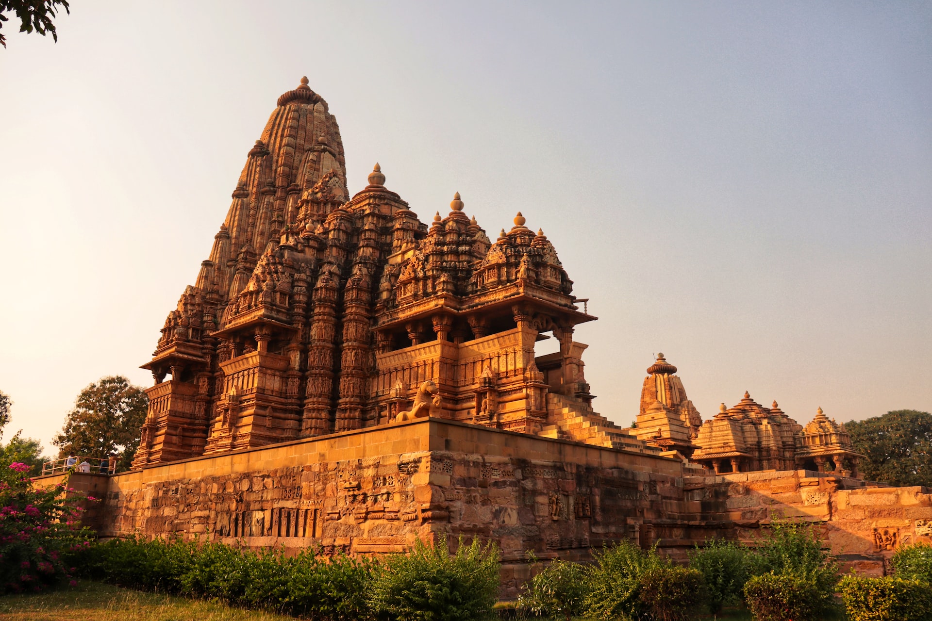 Top 10 Must-Visit Tourist Destinations in India